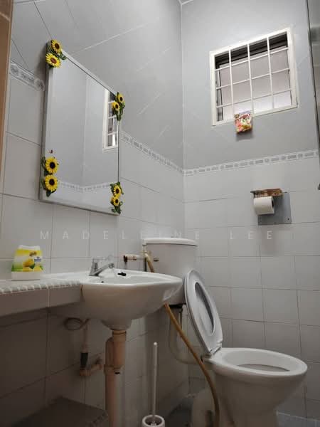 Rumah Berkembar untuk Disewa di Sandakan (Sabah) - Madeleine Lee - Bathroom - PropertyGuru.com.my