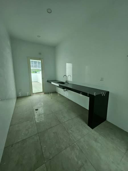 Rumah Berkembar untuk Dijual di Tiger Lane (Ipoh) - Stephen Siew - Kitchen - PropertyGuru.com.my