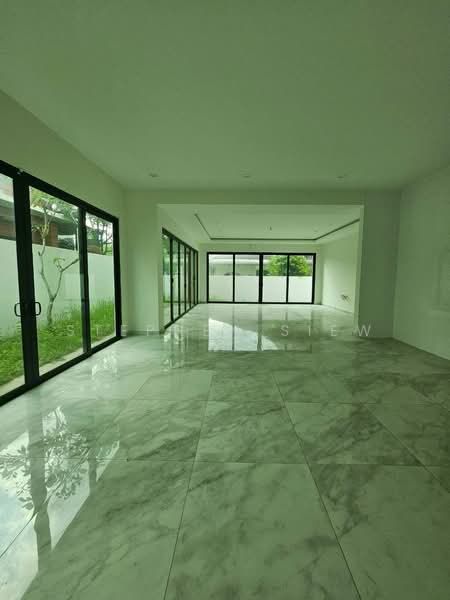 Rumah Berkembar untuk Dijual di Tiger Lane (Ipoh) - Stephen Siew - Living Room - PropertyGuru.com.my