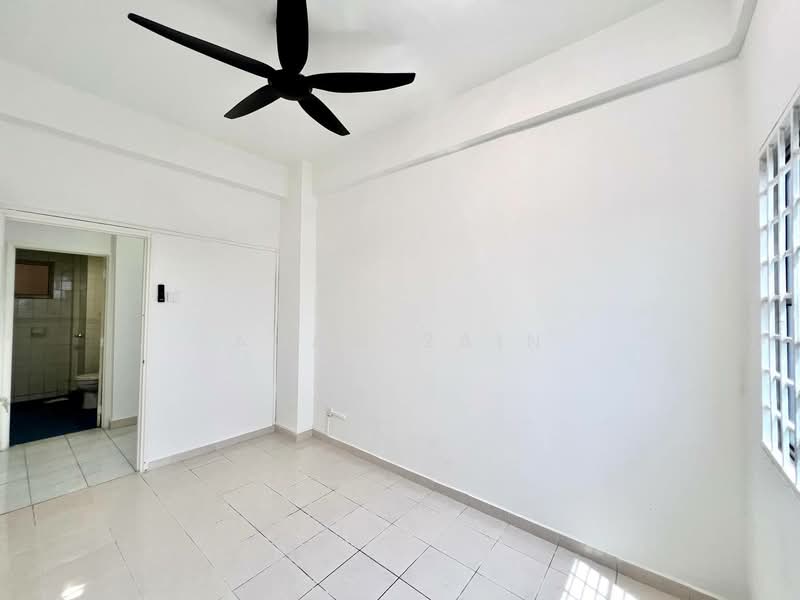 Apartment for Sale at Pangsapuri Sri Angkasa - Adaw Zain - Interior - PropertyGuru.com.my