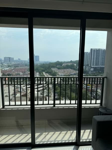Servis Apartment untuk Dijual di Equine Residence - Kean Phang - Balcony - PropertyGuru.com.my