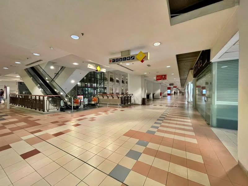 Rumah Niaga untuk Disewa di Berjaya Times Square (KL City Centre) - Steven Tung - Corridor - PropertyGuru.com.my