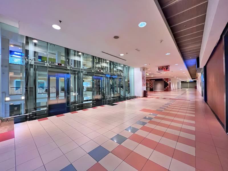 Rumah Niaga untuk Disewa di Berjaya Times Square (KL City Centre) - Steven Tung - Lobby - PropertyGuru.com.my