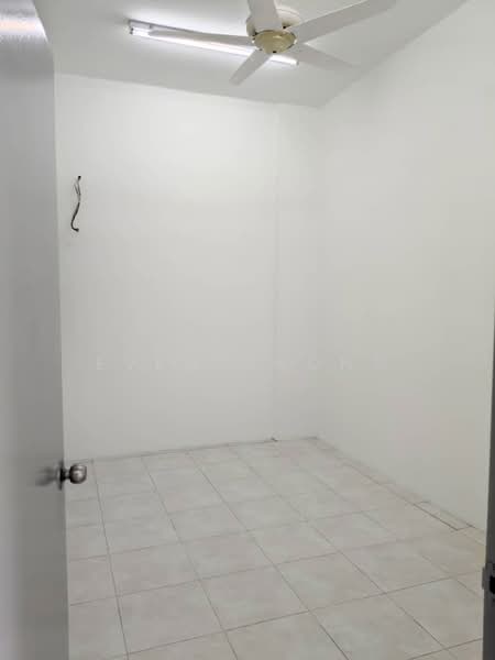Pangsapuri untuk Dijual di Suria Residence - Even Chong - Interior - PropertyGuru.com.my