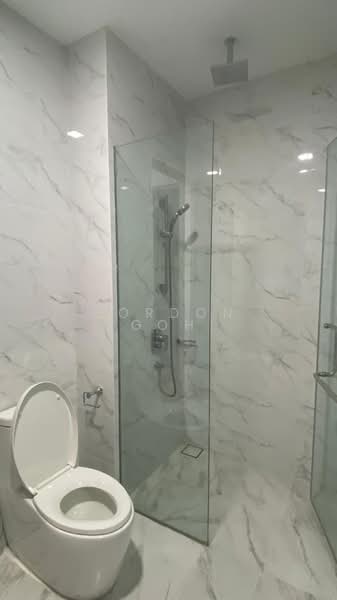 Servis Apartment untuk Disewa di Met 1 Residences - Gordon Goh - Bathroom - PropertyGuru.com.my