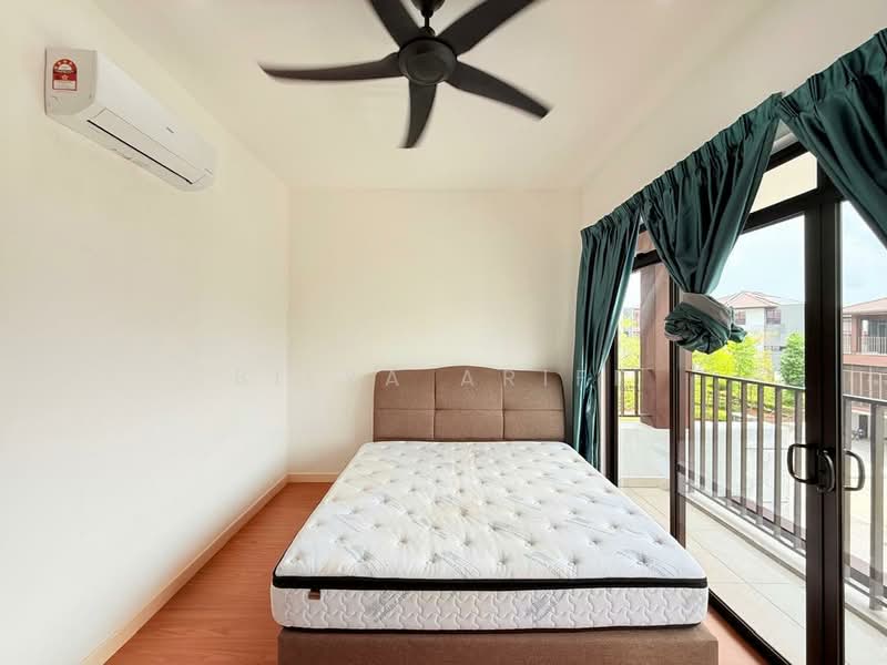 3-storey Terraced House for Rent in Cyberjaya (Selangor) - BILYA ARIFF - Bedroom - PropertyGuru.com.my