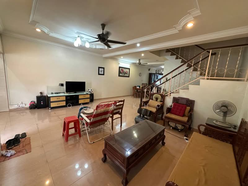 Rumah Teres 2.5 Tingkat untuk Dijual di Gunung Rapat (Ipoh) - Qazin Khoo - Living Room - PropertyGuru.com.my