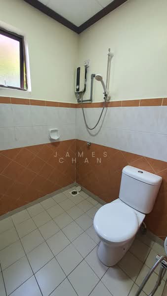 Bungalow for Sale in Alor Gajah (Melaka) - James Chan - Bathroom - PropertyGuru.com.my