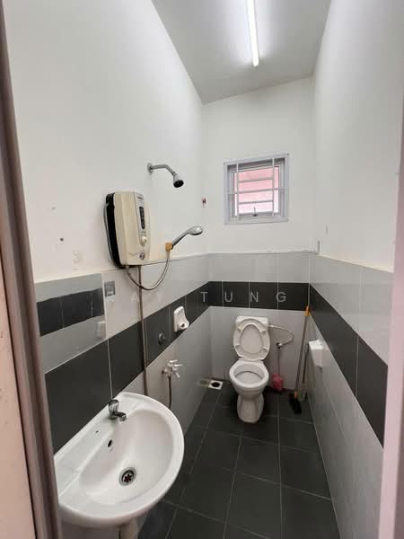 2-storey Terraced House for Sale in Pontian (Johor) - Ray Tung - Bathroom - PropertyGuru.com.my