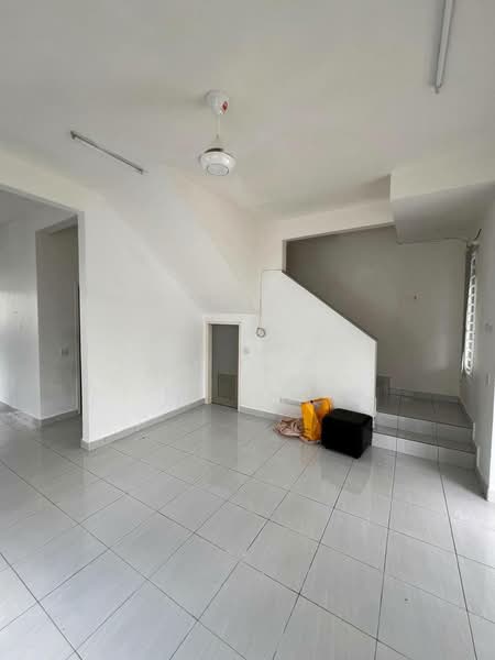 2-storey Terraced House for Sale in Pontian (Johor) - Ray Tung - Living Room - PropertyGuru.com.my