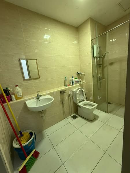 Servis Apartment untuk Disewa di One Residence - Reena Nagalingam - Bathroom - PropertyGuru.com.my