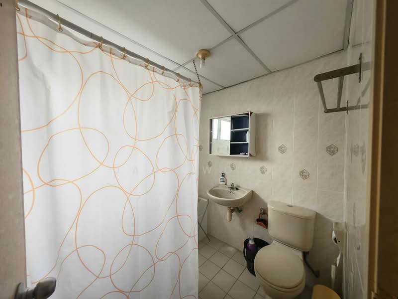 Kondominium untuk Disewa di Puncak Nusa Kelana - Jane Wong - Bathroom - PropertyGuru.com.my
