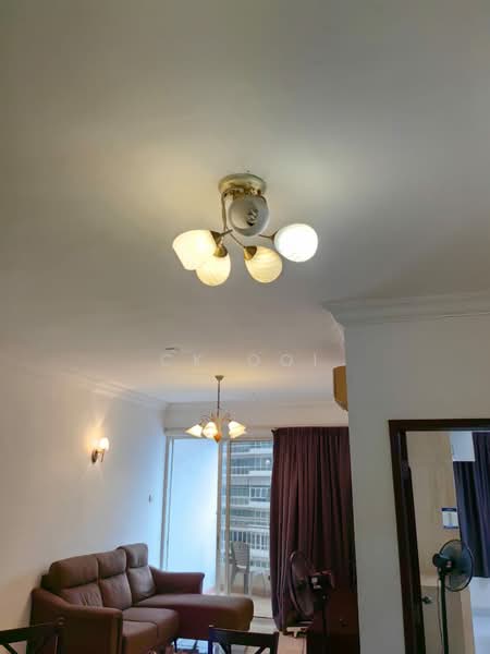 Kondominium untuk Disewa di Gurney Park Condominium - CK Ooi - Living Room - PropertyGuru.com.my