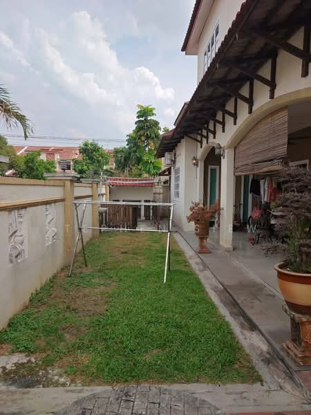 2.5-storey Terraced House for Sale in Panorama Lapangan Perdana (Ipoh) - Stephen Siew - Exterior - PropertyGuru.com.my