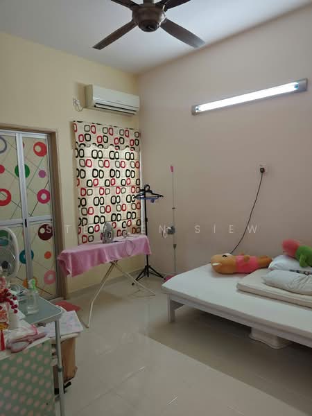 2.5-storey Terraced House for Sale in Panorama Lapangan Perdana (Ipoh) - Stephen Siew - Bedroom - PropertyGuru.com.my