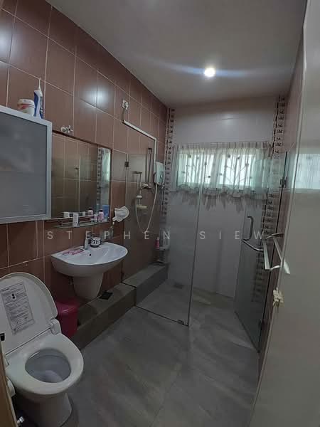 2.5-storey Terraced House for Sale in Panorama Lapangan Perdana (Ipoh) - Stephen Siew - Bathroom - PropertyGuru.com.my