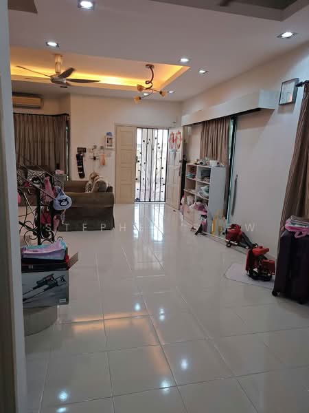 2.5-storey Terraced House for Sale in Panorama Lapangan Perdana (Ipoh) - Stephen Siew - Living Room - PropertyGuru.com.my