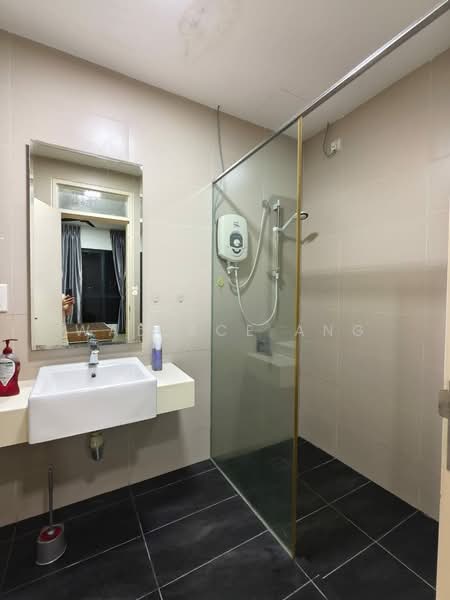 Kediaman Servis untuk Disewa di Sunway Citrine Residences - Wallace Ang - Bathroom - PropertyGuru.com.my