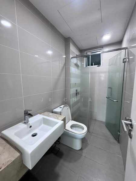 Kondominium untuk Disewa di Scenaria @ North Kiara Hills - JR Chia - Bathroom - PropertyGuru.com.my