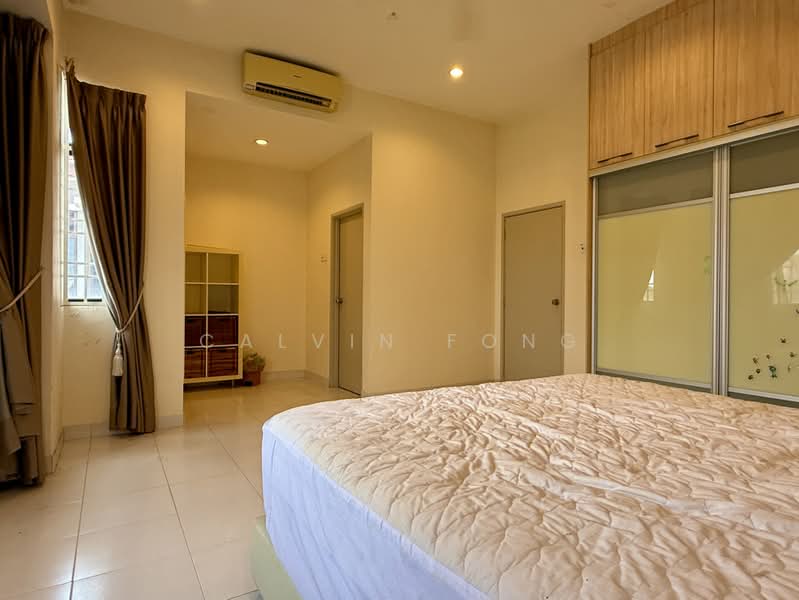Rumah Berkembar untuk Dijual di Perdana Heights (Sungai Petani) - Calvin Fong - Part of master bedroom - PropertyGuru.com.my