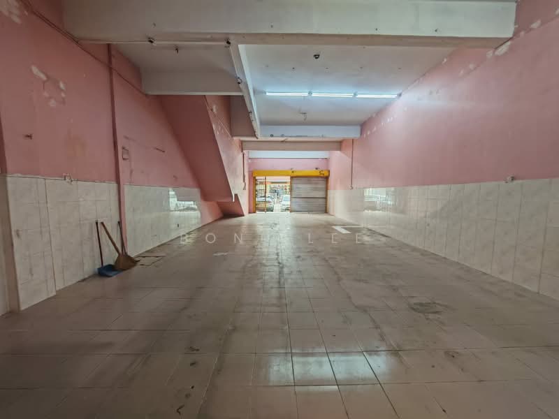 Shop for Rent in Bandar Country Homes (Rawang) - Bond Lee - PropertyGuru.com.my