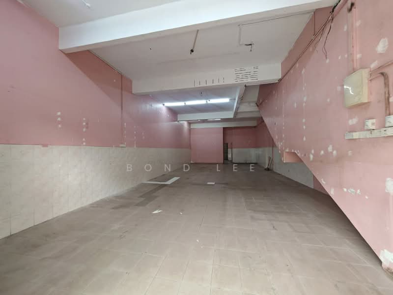 Shop for Rent in Bandar Country Homes (Rawang) - Bond Lee - PropertyGuru.com.my
