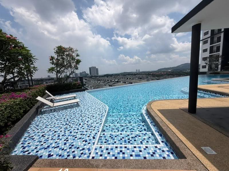 Kediaman Servis untuk Dijual di Hana @ Eco Ardence - Roger Phang - Pool - PropertyGuru.com.my
