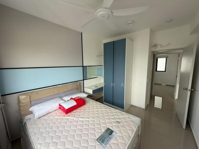 Kediaman Servis untuk Dijual di Hana @ Eco Ardence - Roger Phang - Bedroom - PropertyGuru.com.my