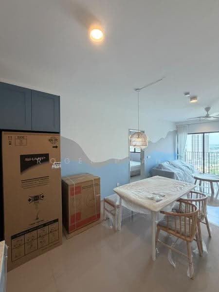 Kediaman Servis untuk Dijual di Hana @ Eco Ardence - Roger Phang - Living Room - PropertyGuru.com.my