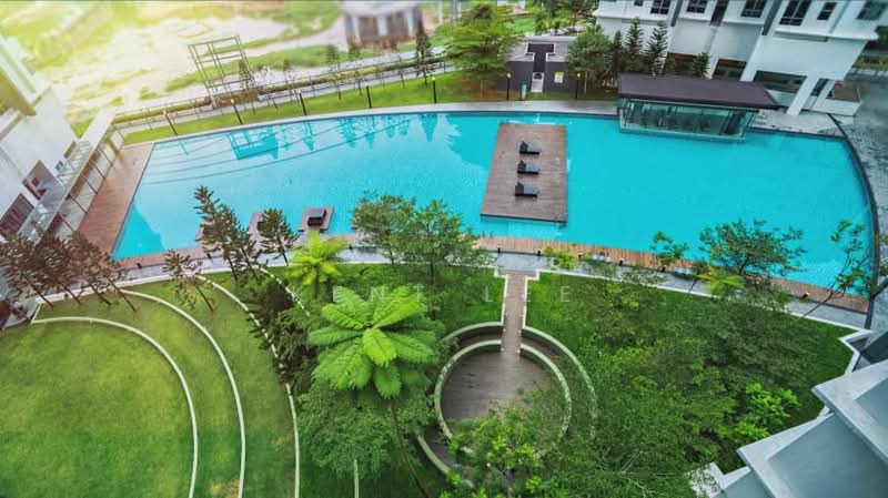 Condominium for Sale at Capella Embassy (D'Rapport Residences) - KENT LEE - Pool - PropertyGuru.com.my