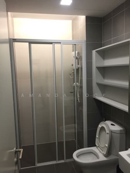 Servis Apartment untuk Dijual di Garden Plaza - Amanda Lock - Bathroom - PropertyGuru.com.my