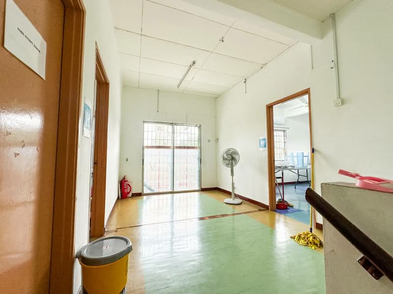 Rumah Teres 2 Tingkat untuk Disewa di Kota Kemuning (Shah Alam) - Ivy Mak - Hallway - PropertyGuru.com.my