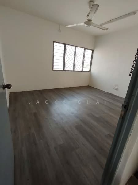 2-storey Terraced House for Sale in Taman Pelangi (Johor Bahru) - Jacky Chai - Interior - PropertyGuru.com.my