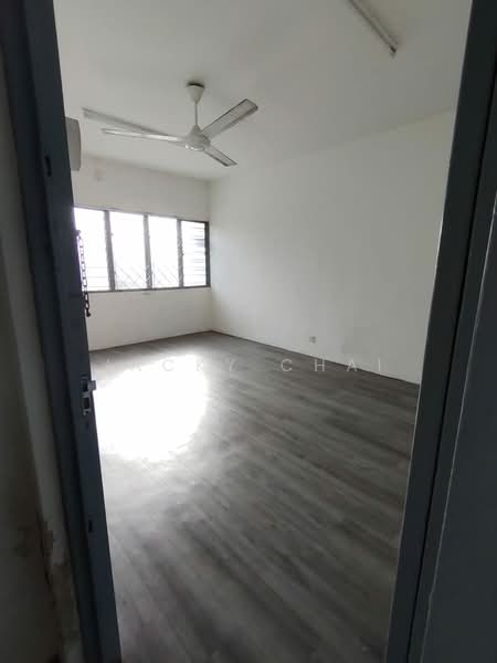2-storey Terraced House for Sale in Taman Pelangi (Johor Bahru) - Jacky Chai - Interior - PropertyGuru.com.my
