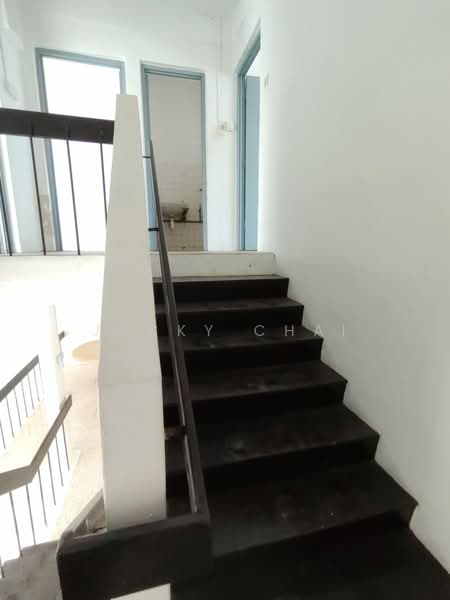 2-storey Terraced House for Sale in Taman Pelangi (Johor Bahru) - Jacky Chai - Interior - PropertyGuru.com.my