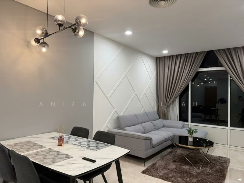 Servis Apartment untuk Disewa di Sky Suites @ KLCC - Anizah Abdullah - Living Room - PropertyGuru.com.my