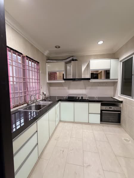 Rumah Teres 2 Tingkat untuk Dijual di Mahkota Cheras (Cheras) - Kelly Tan - Kitchen - PropertyGuru.com.my