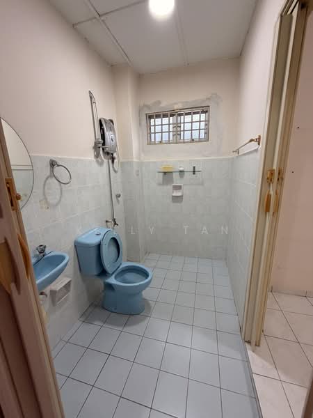 Rumah Teres 2 Tingkat untuk Dijual di Mahkota Cheras (Cheras) - Kelly Tan - Bathroom - PropertyGuru.com.my