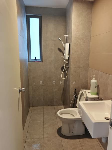 Servis Apartment untuk Disewa di Suite Enesta - JR Chia - Bathroom - PropertyGuru.com.my