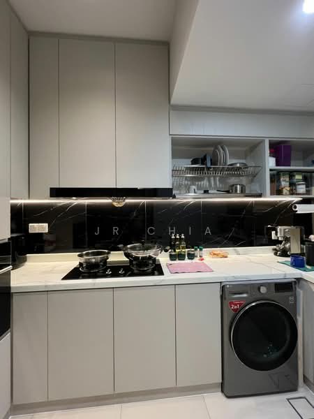 Servis Apartment untuk Dijual di Savio @ Riana Dutamas - JR Chia - Kitchen - PropertyGuru.com.my