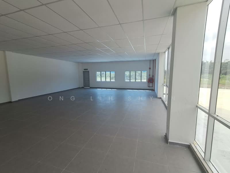 Factory for Sale in Kampung Lukut (Kota Tinggi) - Ong Lih Shyan - Interior - PropertyGuru.com.my