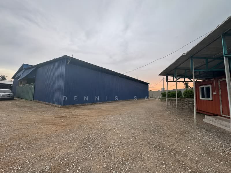 Warehouse for Rent in Puchong (Selangor) - Dennis Saw - Exterior - PropertyGuru.com.my