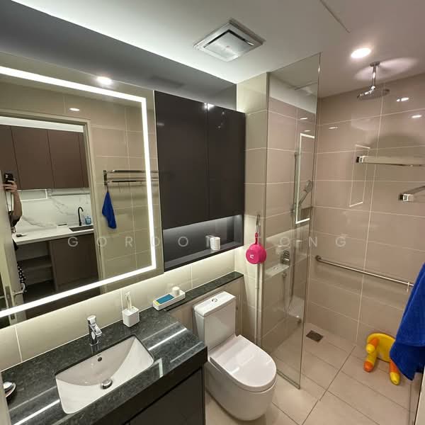 Servis Apartment untuk Dijual di The Park 2 - Gordon Tong - Bathroom - PropertyGuru.com.my
