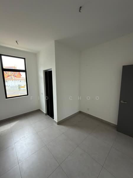 Rumah Teres 2-Tingkat untuk Dijual di Taman Eco Cascadia (Tebrau) - Fion Choo - PropertyGuru.com.my