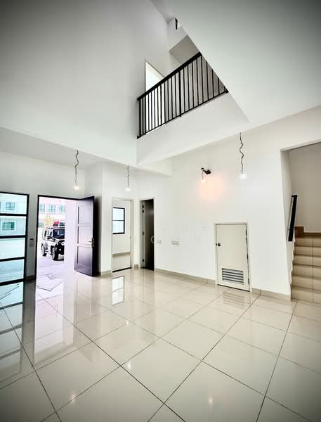 Rumah Teres untuk Dijual di Bandar Cassia (Batu Kawan) - Ooi Chee Khoon - Living Room - PropertyGuru.com.my