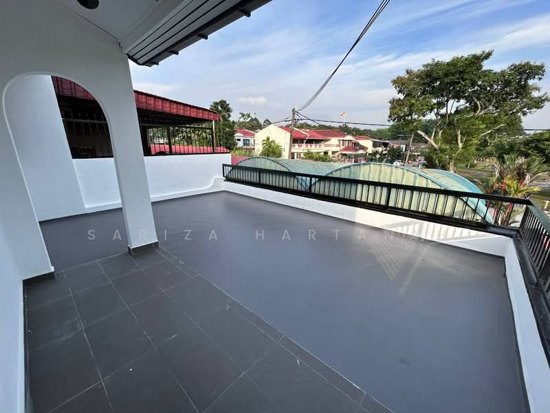 2-storey Terraced House for Sale in Seksyen 10 (Shah Alam) - Sariza Hartanah - Exterior - PropertyGuru.com.my