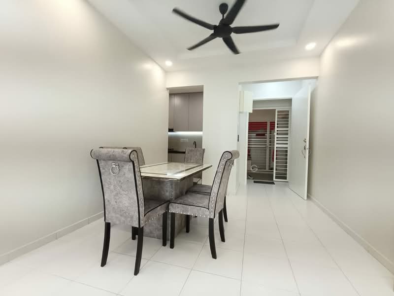 Kondominium untuk Disewa di i-Santorini - Josh Ang - Dining Room - PropertyGuru.com.my