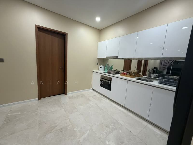 Servis Apartment untuk Disewa di Sky Suites @ KLCC - Anizah Abdullah - Kitchen - PropertyGuru.com.my