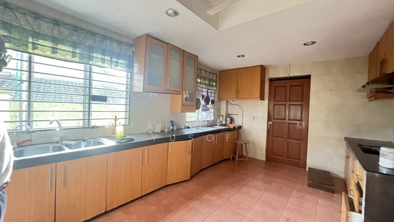 Rumah Banglo untuk Dijual di Ampang (Selangor) - SAIEMAH BINTI MD YUSOF - Kitchen - PropertyGuru.com.my
