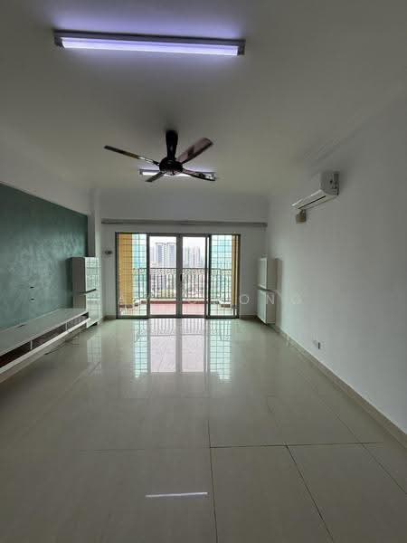 Kondominium untuk Disewa di Continental Heights - Ray Chong - Living Room - PropertyGuru.com.my